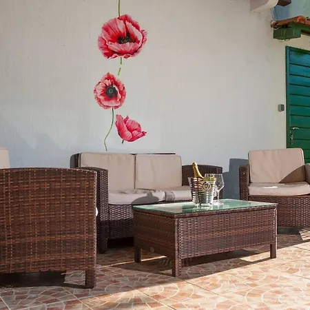 Amazing In Slime, Rest For Mind, Body And Soul - Nature, Garden And Outside Swimming Pool *
