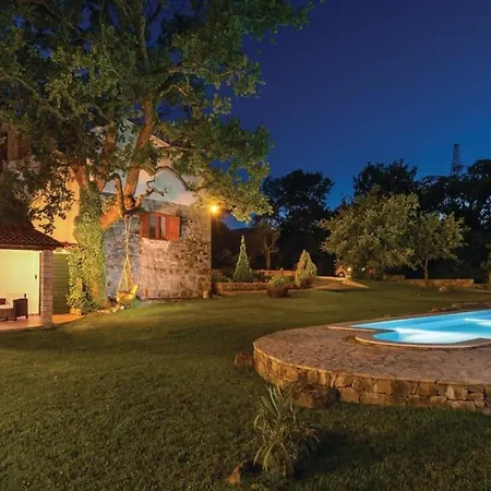 Amazing In Slime, Rest For Mind, Body And Soul - Nature, Garden And Outside Swimming Pool * Slime